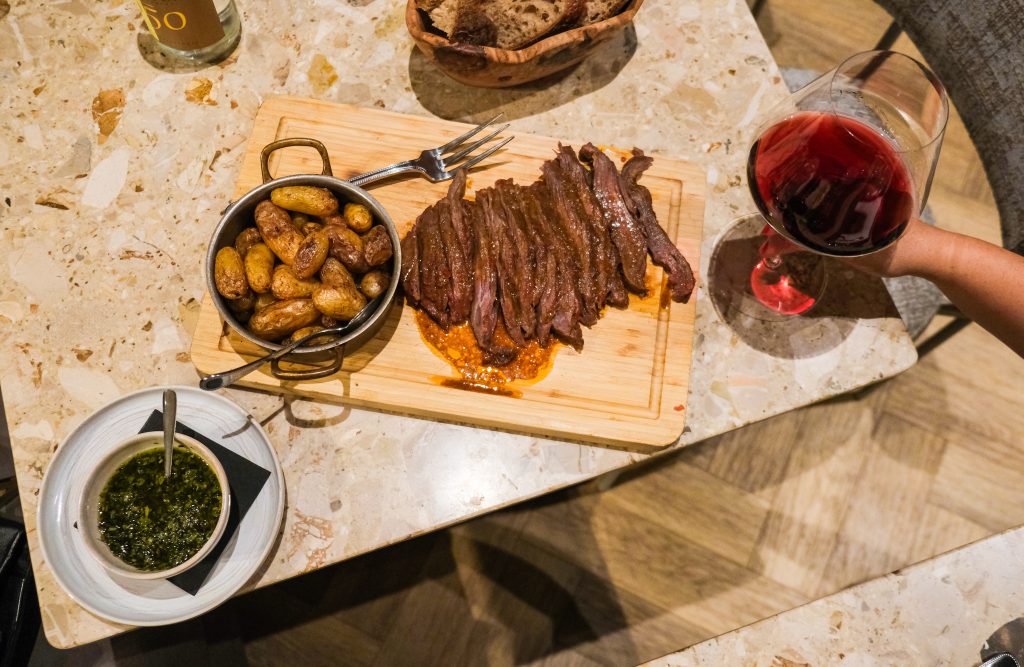 restaurant lyon wine you want viande